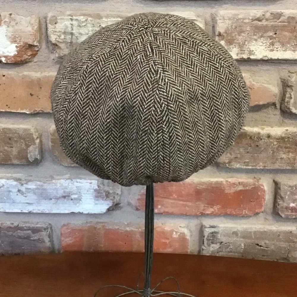 GAP Boys Brown Herringbone Newsboy Hat M/L 4-5 Years